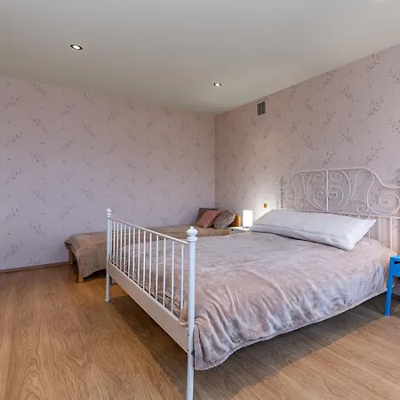 Tower With Free Parking Near Zalgirio Arena By Polo Apartment Kaunas