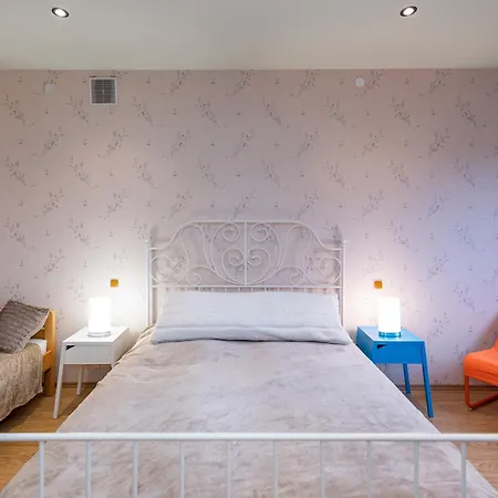 Tower With Free Parking Near Zalgirio Arena By Polo Apartment